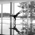 Rømskog- svart hvitt- ved bassenget- dagtid